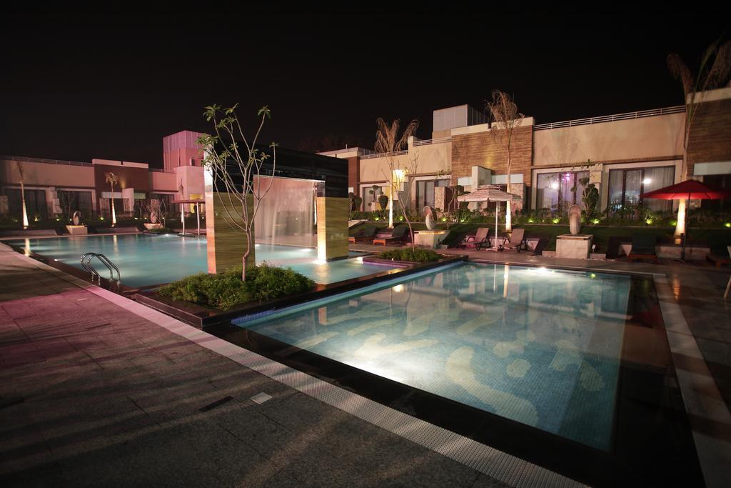 Oodles Hotel New Delhi Exterior photo
